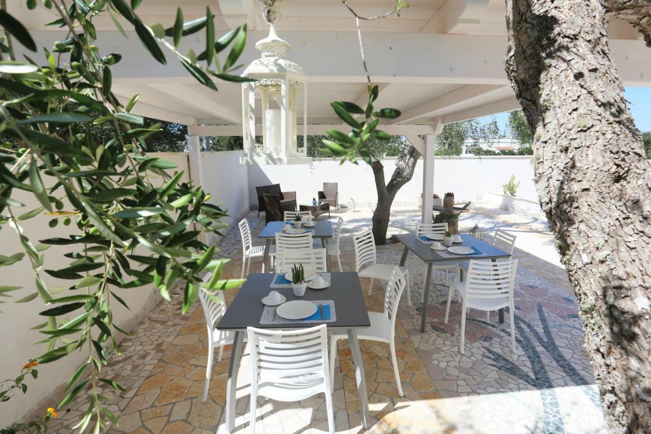Il Giardino Degli Aromi Acomodação com café da manhã Cerfignano Exterior foto