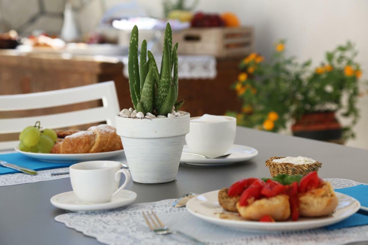 Il Giardino Degli Aromi Acomodação com café da manhã Cerfignano Exterior foto